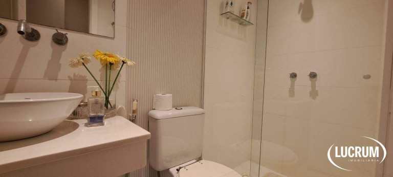 Imagem Apartamento com 3 Quartos à Venda, 156 m² em Laranjeiras - Rio De Janeiro Imagem Apartamento com 3 Quartos à Venda, 156 m² em Laranjeiras - Rio De Janeiro