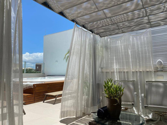 Imagem Cobertura com 2 Quartos para Temporada, 75 m² em Jurerê Internacional - Florianópolis
