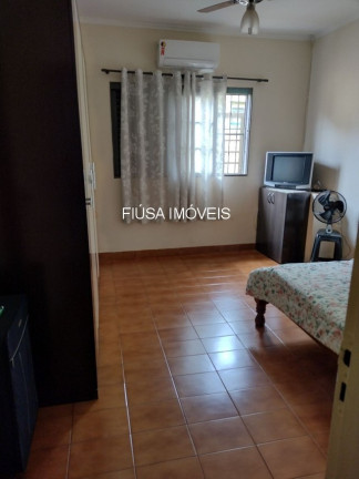Imagem Casa com 3 Quartos à Venda, em Vila Tibério - Ribeirão Preto Imagem Casa com 3 Quartos à Venda, em Vila Tibério - Ribeirão Preto