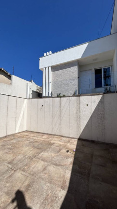 Imagem Casa com 3 Quartos à Venda, 100 m² em São José - Canoas Imagem Casa com 3 Quartos à Venda, 100 m² em São José - Canoas