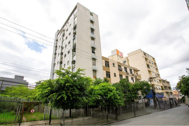 Imagem Imóvel com 1 Quarto à Venda, 24 m² em Cidade Baixa - Porto Alegre Imagem Imóvel com 1 Quarto à Venda, 24 m² em Cidade Baixa - Porto Alegre