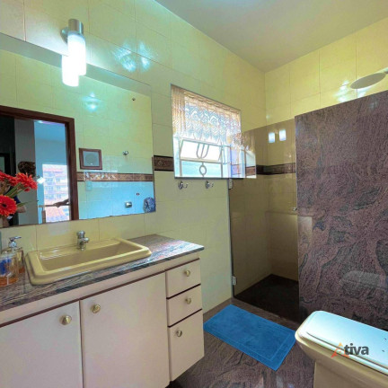 Imagem Casa com 4 Quartos à Venda, 298 m² Imagem Casa com 4 Quartos à Venda, 298 m²
