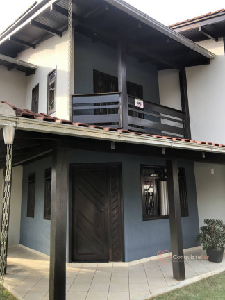 Imagem Casa com 3 Quartos à Venda, 241 m² em Barra Do Rio Cerro - Jaraguá Do Sul