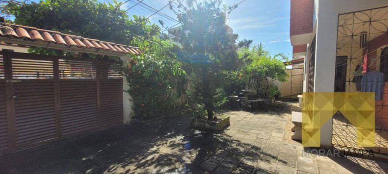Imagem Casa com 4 Quartos à Venda, 250 m² em Cabo Branco - João Pessoa Imagem Casa com 4 Quartos à Venda, 250 m² em Cabo Branco - João Pessoa