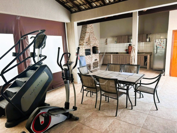 Imagem Casa com 4 Quartos à Venda, 313 m² em Vila Zezé - Jacareí