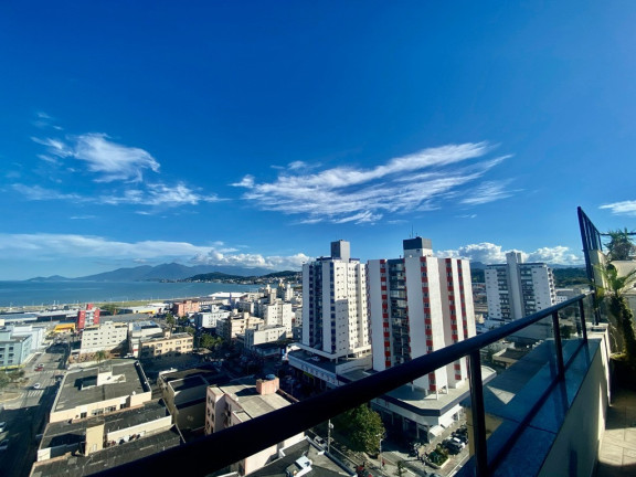 Imagem Cobertura com 3 Quartos à Venda, 240 m² em Kobrasol - São José