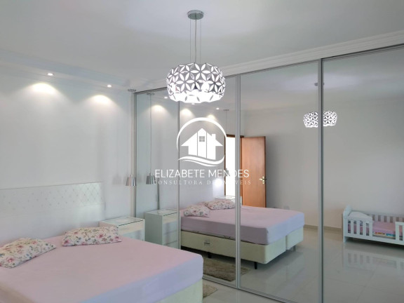Imagem Casa com 3 Quartos à Venda, 210 m² em Vila Jundiai - Mogi Das Cruzes