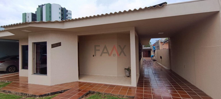 Imagem Casa com 3 Quartos à Venda, 168 m² em Santa Cruz - Guarapuava Imagem Casa com 3 Quartos à Venda, 168 m² em Santa Cruz - Guarapuava