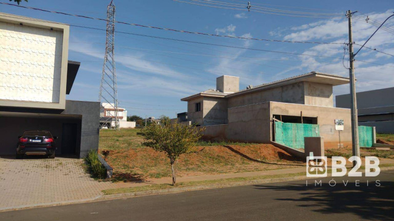 Terreno à Venda, 364 m² em Residencial Tamboré - Bauru