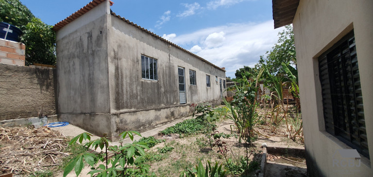 Imagem Casa com 4 Quartos à Venda, em Novo Retiro - Esmeraldas Imagem Casa com 4 Quartos à Venda, em Novo Retiro - Esmeraldas