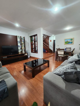 Casa com 3 Quartos à Venda, 263 m² em Bosque Dos Eucaliptos - São José Dos Campos