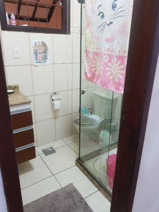 Imagem Casa com 3 Quartos à Venda, 192 m² em Campo Grande - Rio De Janeiro
