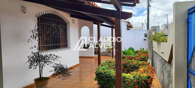 Imagem Casa com 3 Quartos à Venda, 200 m² em Queimadinha - Feira De Santana Imagem Casa com 3 Quartos à Venda, 200 m² em Queimadinha - Feira De Santana