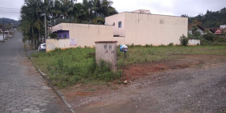 Imagem Imóvel à Venda, 2.500 m² em Itoupavazinha - Blumenau Imagem Imóvel à Venda, 2.500 m² em Itoupavazinha - Blumenau
