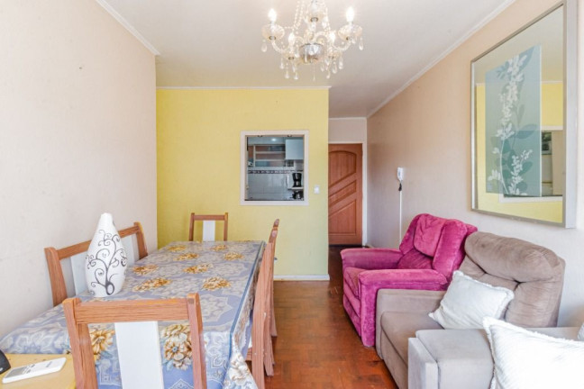 Imagem Apartamento com 2 Quartos à Venda, 85 m² em São Sebastião - Porto Alegre