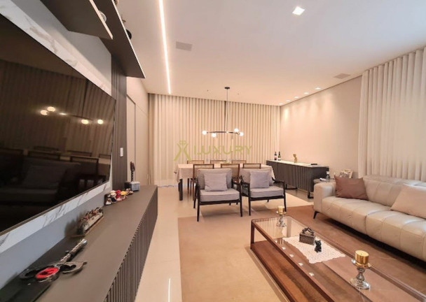 Imagem Imóvel com 4 Quartos à Venda, 265 m² em Santo Agostinho - Belo Horizonte Imagem Imóvel com 4 Quartos à Venda, 265 m² em Santo Agostinho - Belo Horizonte