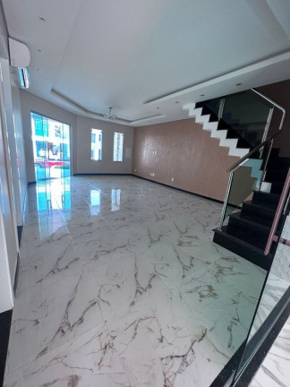 Imagem Casa com 3 Quartos à Venda, 250 m² em Colônia Terra Nova - Manaus Imagem Casa com 3 Quartos à Venda, 250 m² em Colônia Terra Nova - Manaus
