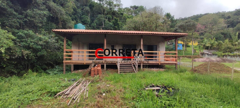Imagem Casa com 3 Quartos à Venda, 1.015 m² em Ibiúna Imagem Casa com 3 Quartos à Venda, 1.015 m² em Ibiúna