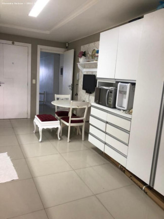Imagem Apartamento com 3 Quartos à Venda, 175 m² em Piedade - Jaboatão Dos Guararapes Imagem Apartamento com 3 Quartos à Venda, 175 m² em Piedade - Jaboatão Dos Guararapes