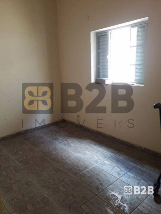 Imagem Casa com 3 Quartos à Venda, 220 m² em Centro - Bauru Imagem Casa com 3 Quartos à Venda, 220 m² em Centro - Bauru