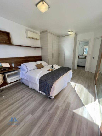 Imagem Apartamento com 4 Quartos à Venda, 151 m² em Centro - Florianópolis Imagem Apartamento com 4 Quartos à Venda, 151 m² em Centro - Florianópolis