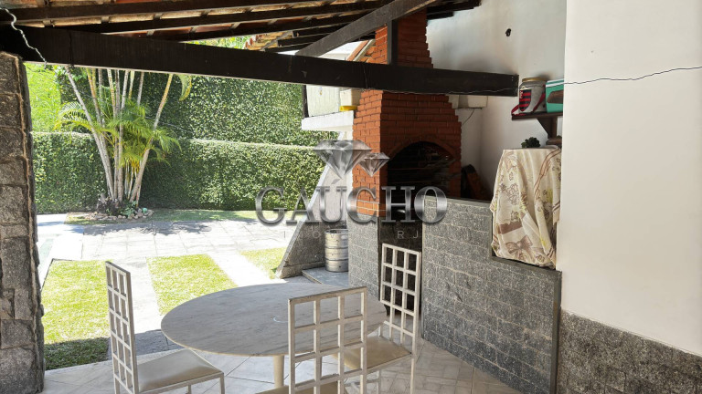 Imagem Casa com 4 Quartos à Venda, 311 m² em Pechincha - Rio De Janeiro Imagem Casa com 4 Quartos à Venda, 311 m² em Pechincha - Rio De Janeiro