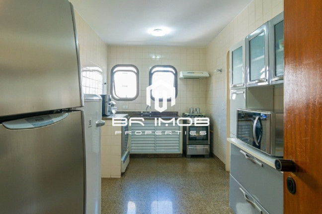 Imagem Imóvel com 3 Quartos à Venda, 177 m² em Vila Suzana - São Paulo Imagem Imóvel com 3 Quartos à Venda, 177 m² em Vila Suzana - São Paulo