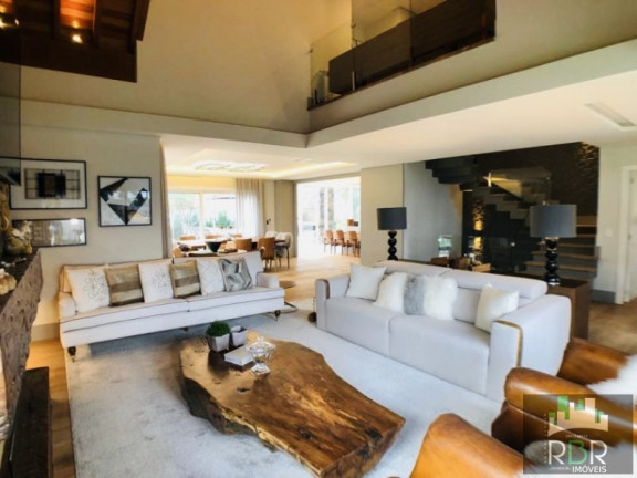 Imagem Casa com 5 Quartos à Venda, 567 m² em Gramado Imagem Casa com 5 Quartos à Venda, 567 m² em Gramado