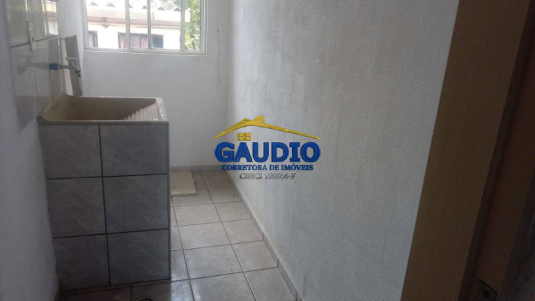 Imagem Apartamento com 2 Quartos para Alugar, 50 m² em Capão Redondo - São Paulo Imagem Apartamento com 2 Quartos para Alugar, 50 m² em Capão Redondo - São Paulo