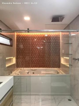 Imagem Casa com 3 Quartos à Venda, 450 m² em Prado - Recife Imagem Casa com 3 Quartos à Venda, 450 m² em Prado - Recife
