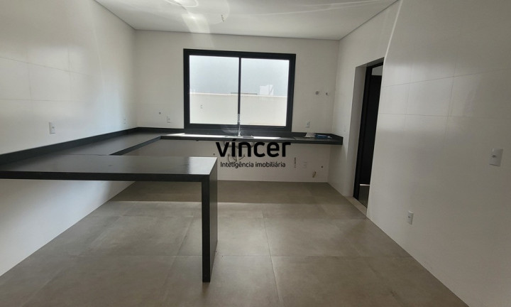 Imagem Casa com 4 Quartos à Venda, 302 m² em Residencial Goiânia Golfe Clube - Goiânia Imagem Casa com 4 Quartos à Venda, 302 m² em Residencial Goiânia Golfe Clube - Goiânia