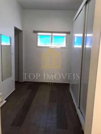 Imagem Casa com 3 Quartos à Venda, 250 m² em Villa Branca - Jacareí
