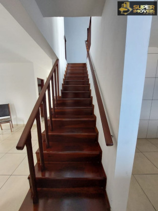 Imagem Casa com 5 Quartos à Venda, 300 m² em Fragata - Pelotas