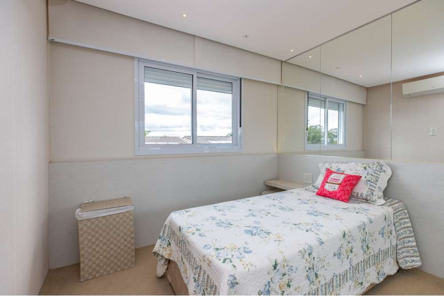 Imagem Casa com 3 Quartos à Venda, 300 m² em Interlagos - São Paulo