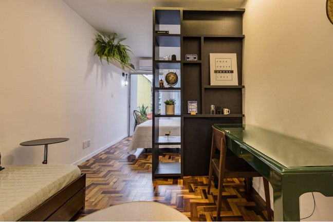 Imagem Apartamento com 1 Quarto à Venda, 35 m² em Centro Histórico - Porto Alegre Imagem Apartamento com 1 Quarto à Venda, 35 m² em Centro Histórico - Porto Alegre