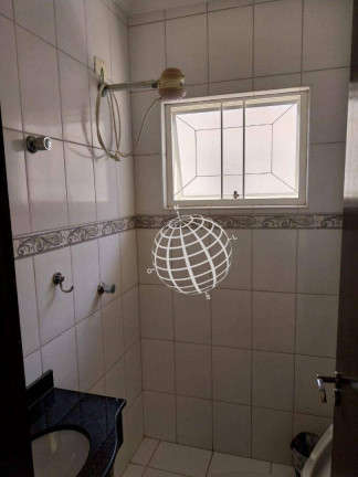 Imagem Casa com 3 Quartos à Venda, 202 m² em Jardim Do Lago - Atibaia Imagem Casa com 3 Quartos à Venda, 202 m² em Jardim Do Lago - Atibaia