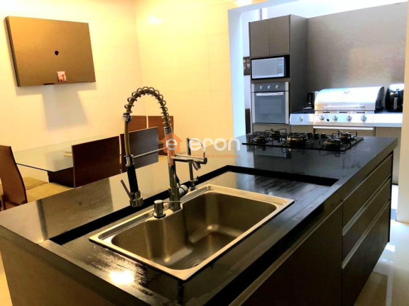 Imagem Casa com 2 Quartos à Venda, 142 m²