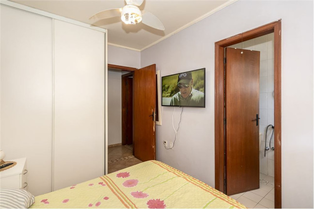 Imagem Casa com 4 Quartos à Venda, 250 m² em Três Figueiras - Porto Alegre Imagem Casa com 4 Quartos à Venda, 250 m² em Três Figueiras - Porto Alegre