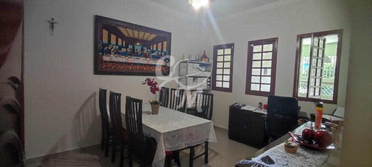 Imagem Casa com 3 Quartos à Venda, 180 m² em Vila Maringá - Jundiaí