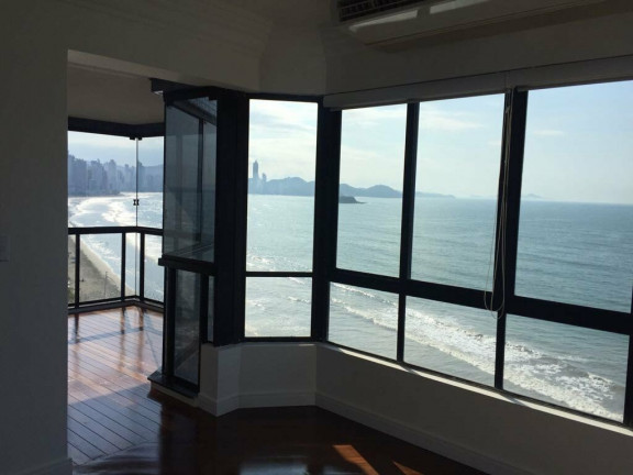 Imagem Apartamento com 3 Quartos à Venda, 180 m² em Centro - Balneário Camboriú
