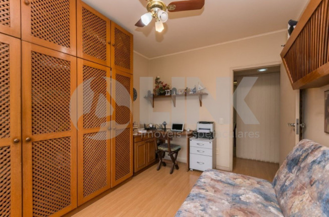 Imagem Apartamento com 3 Quartos à Venda, 130 m² em Moinhos De Vento - Porto Alegre Imagem Apartamento com 3 Quartos à Venda, 130 m² em Moinhos De Vento - Porto Alegre