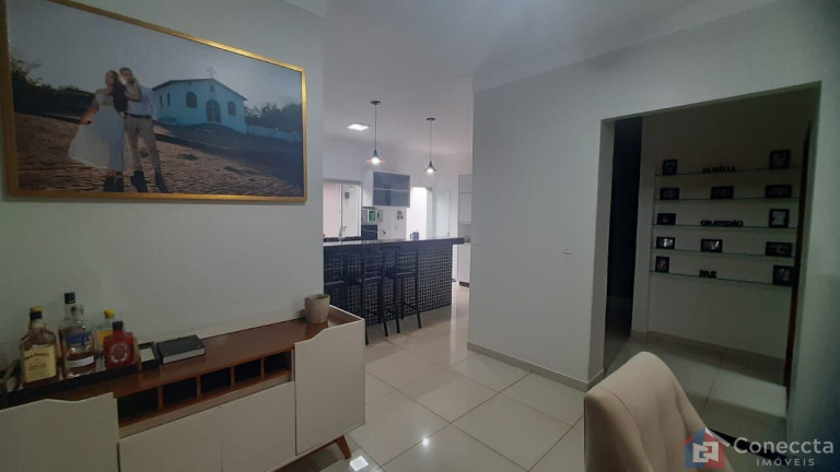 Imagem Casa com 3 Quartos à Venda, 220 m² em Belvedere - Patos De Minas