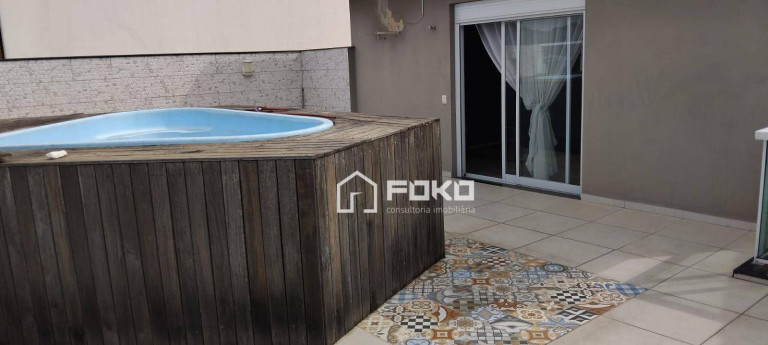 Sobrado com 5 Quartos para Alugar, 278 m² em Gopoúva - Guarulhos