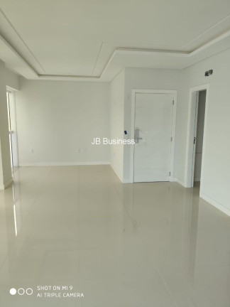 Imagem Imóvel com 3 Quartos à Venda, 119 m² em Meia Praia - Itapema Imagem Imóvel com 3 Quartos à Venda, 119 m² em Meia Praia - Itapema