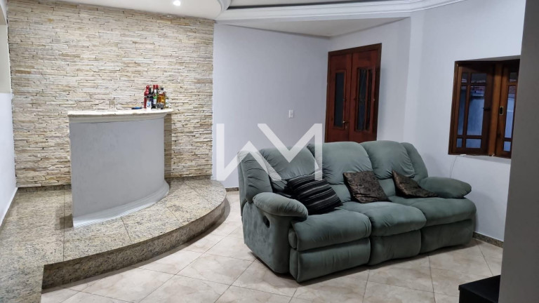 Casa com 3 Quartos à Venda, 132 m² em Vila Flórida - Guarulhos