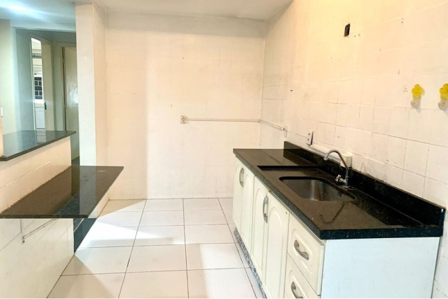 Imagem Imóvel com 2 Quartos à Venda, 73 m² em Auxiliadora - Porto Alegre Imagem Imóvel com 2 Quartos à Venda, 73 m² em Auxiliadora - Porto Alegre