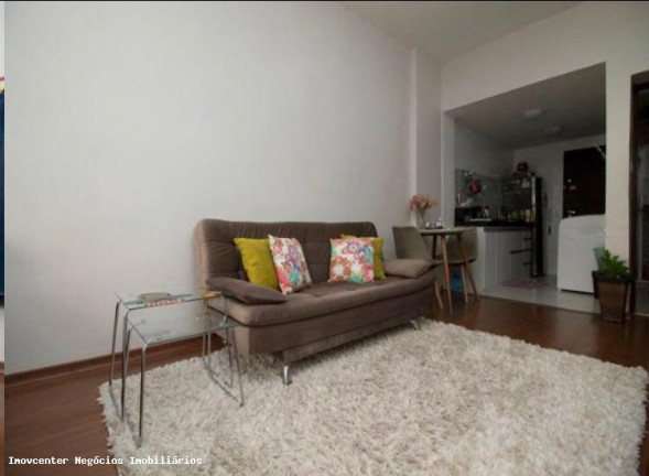 Imagem Kitnet com 1 Quarto à Venda, 35 m² em Copacabana Imagem Kitnet com 1 Quarto à Venda, 35 m² em Copacabana