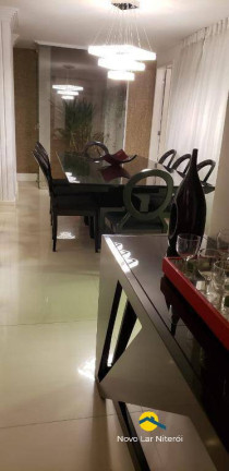 Imagem Casa com 4 Quartos à Venda, 526 m² em Camboinhas - Niterói Imagem Casa com 4 Quartos à Venda, 526 m² em Camboinhas - Niterói
