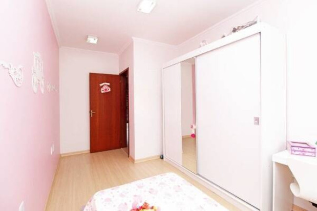 Imagem Casa com 3 Quartos à Venda, 192 m² em Passo Das Pedras - Porto Alegre Imagem Casa com 3 Quartos à Venda, 192 m² em Passo Das Pedras - Porto Alegre