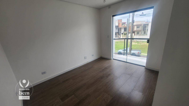 Imagem Sobrado com 3 Quartos à Venda, 132 m² em Campo De Santana - Curitiba Imagem Sobrado com 3 Quartos à Venda, 132 m² em Campo De Santana - Curitiba